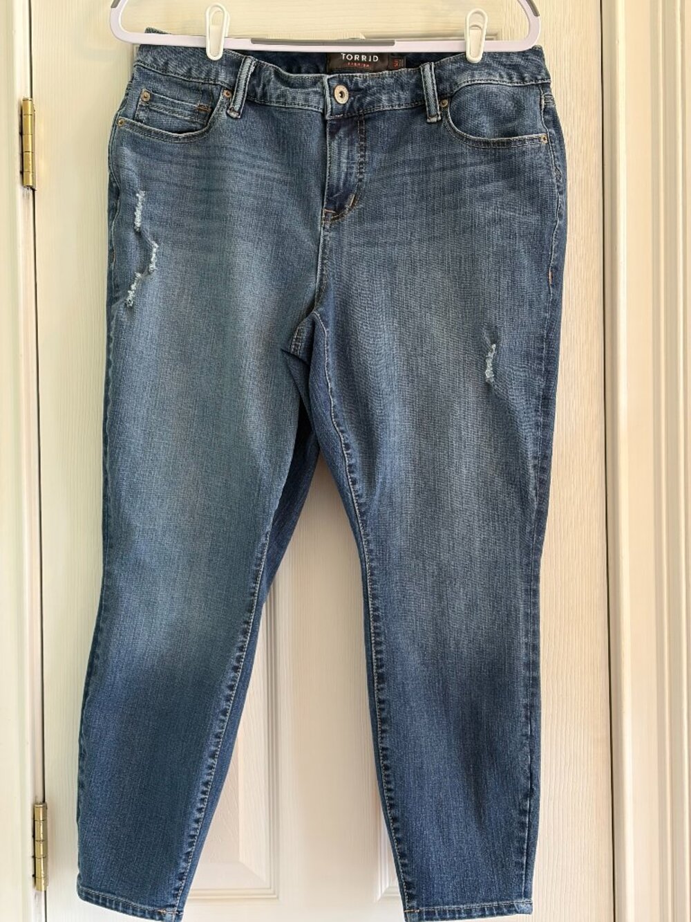 Torrid Distressed Jeans 14R